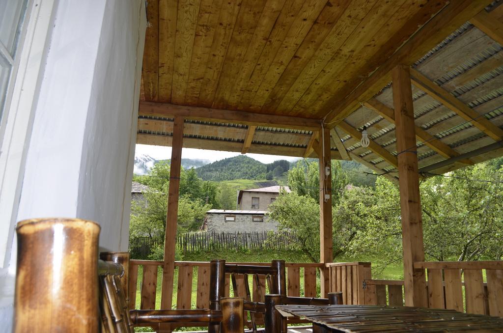 Maia'S Guesthouse Chvabiani Extérieur photo